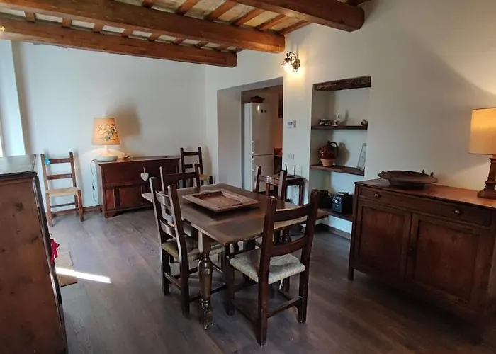 Rustic Hillside Stone-rustico In Pietra Ferienhaus *